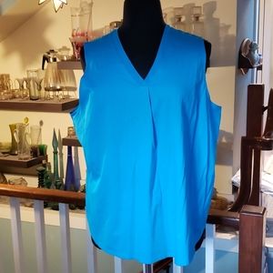 Lands End Blue Womans Sleeveless Sport Top